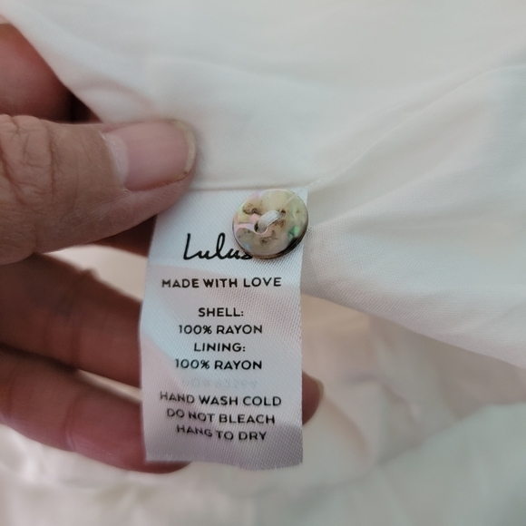 Lulus Lovely Invitation White Sleeveless Button-Front Maxi Dress Size M Lined - Picture 10 of 12